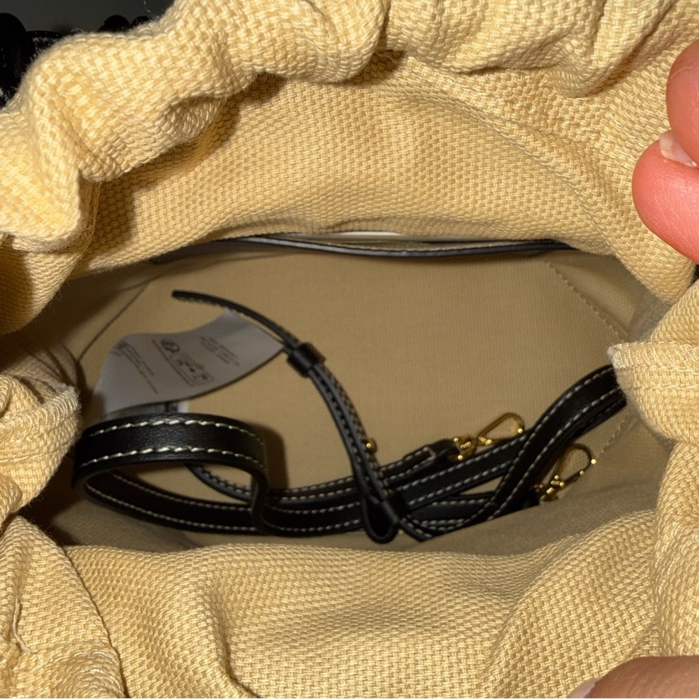 Black GANNI Bou Bucket Bag Raffia - Picture 4 of 10